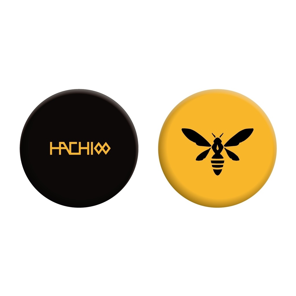 HACHI ロゴ缶バッジ