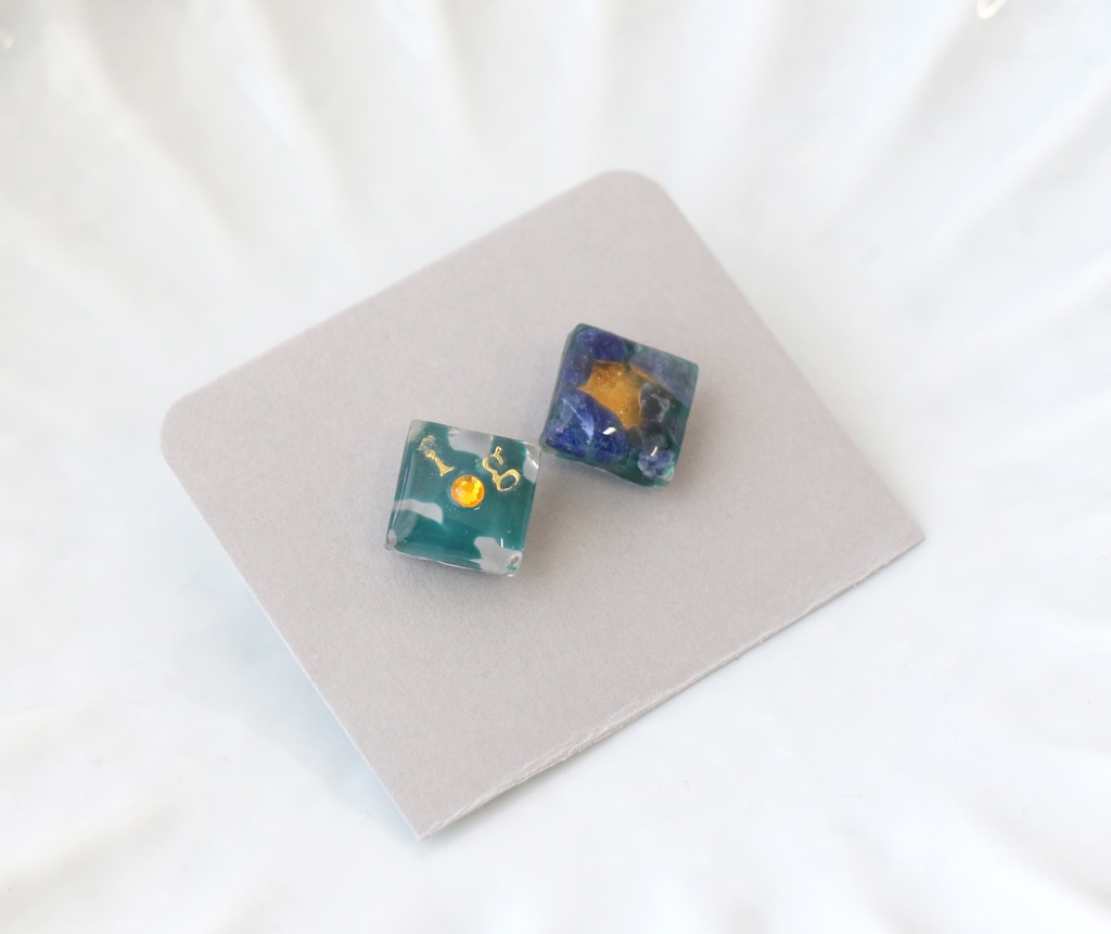 【リッパー/フールズ・ゴールド/骨董商/黄衣の王】イメージピアス【第五人格】