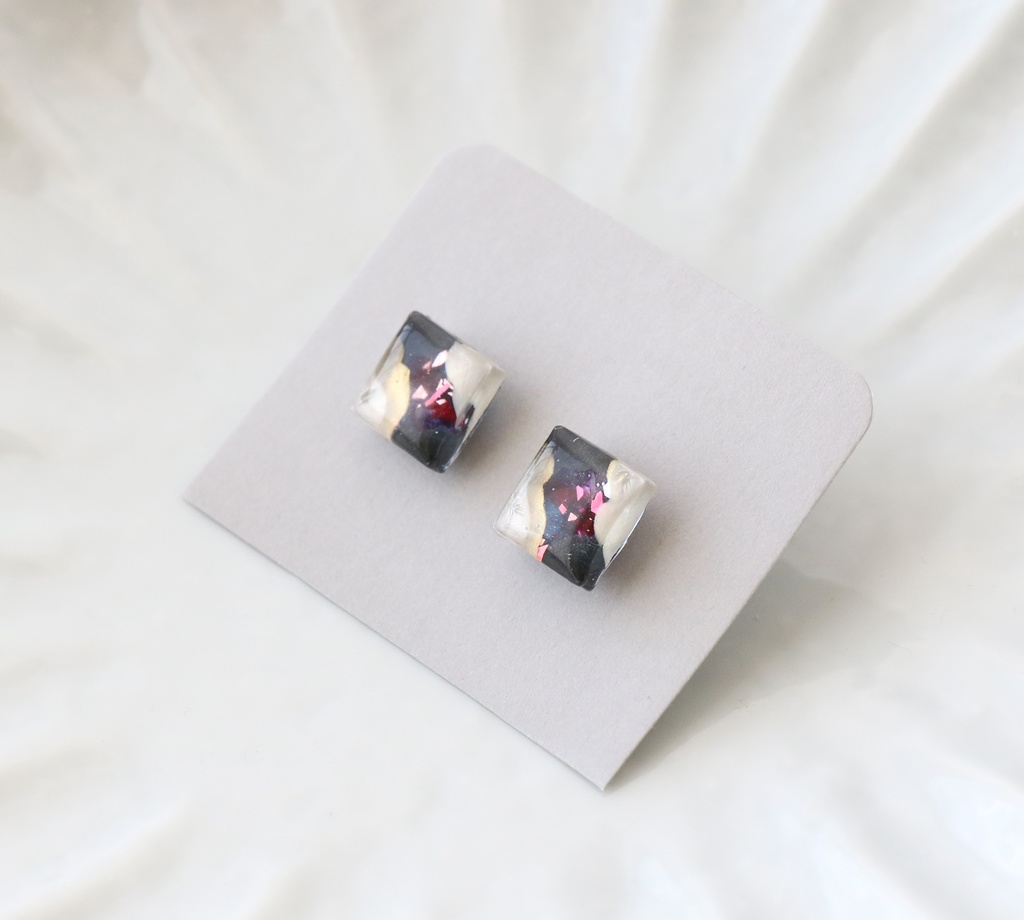 【リッパー/フールズ・ゴールド/骨董商/黄衣の王】イメージピアス【第五人格】