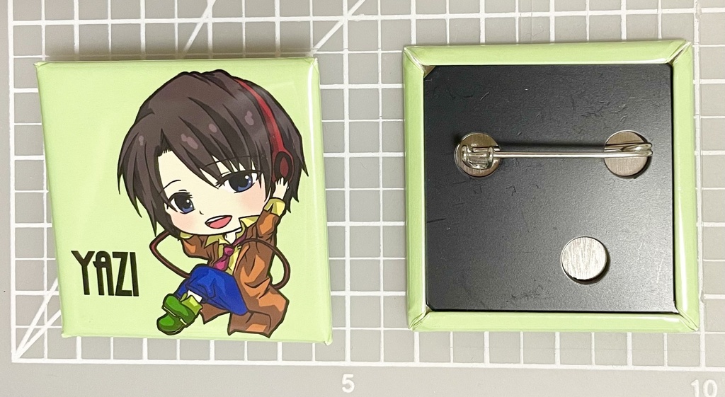 メビウス缶バッチ(4cm/正方形)