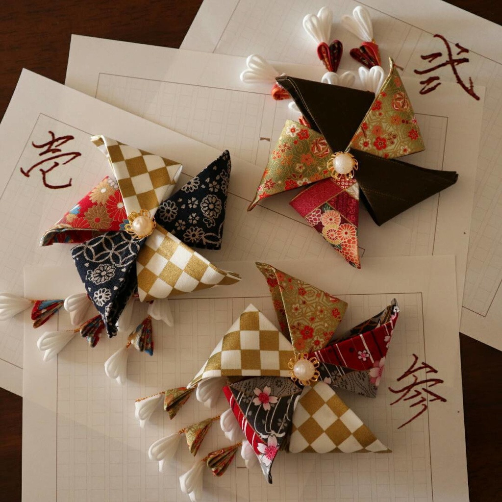 風車のヘアクリップ