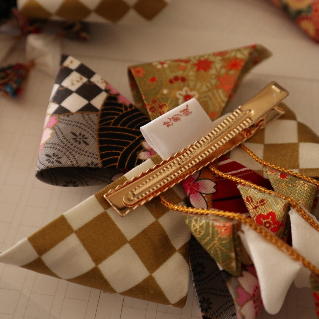 風車のヘアクリップ