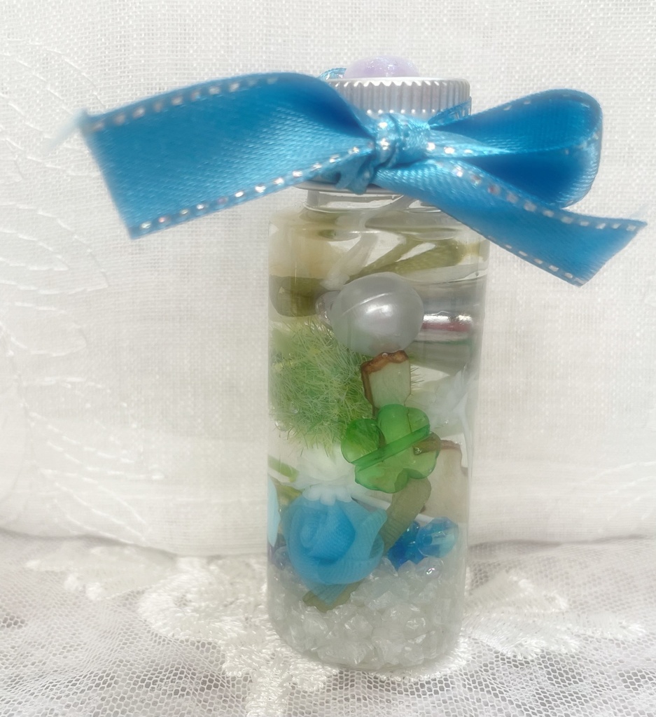 てのひらりうむ*水