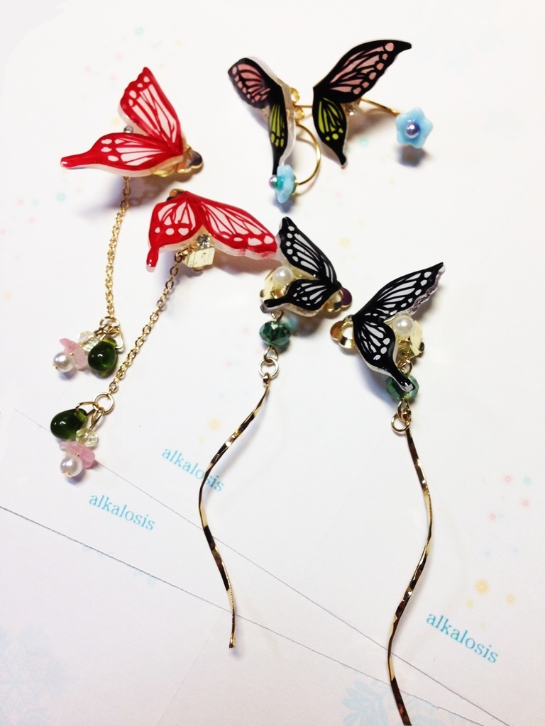 ハンドメイド　花と蝶のブローチ　古風 - 2