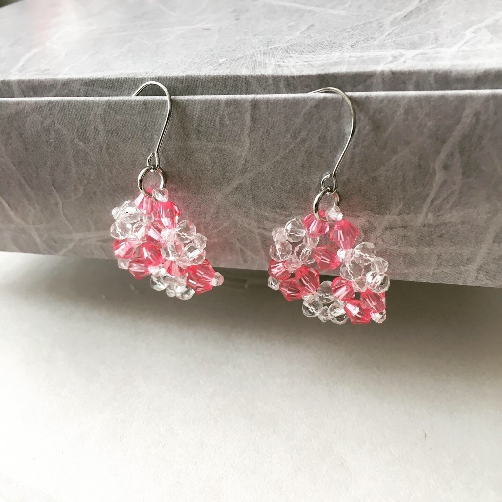 竈門禰豆子モチーフ：ピアス