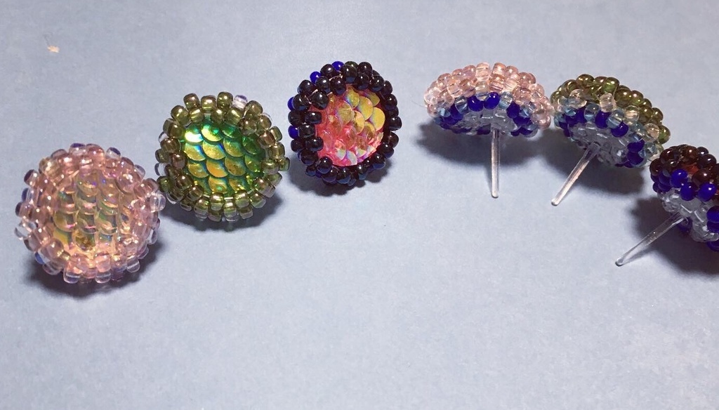 ピアス：アマビエの鱗