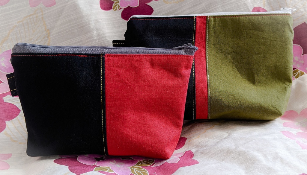 ポーチ：古備前モチーフ