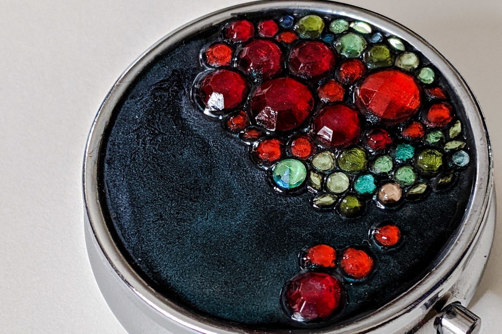 ミラー付きピルケース：ざくろ