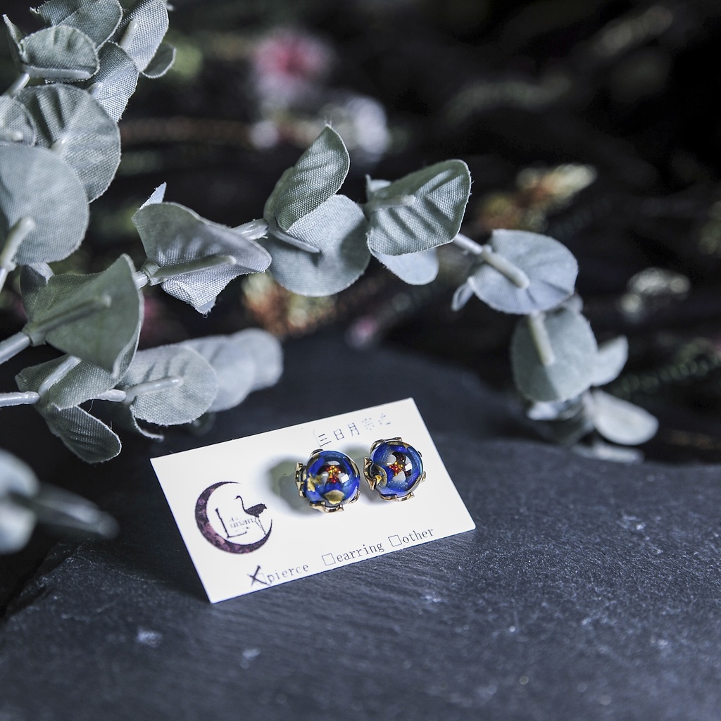 【刀剣乱舞】桜珠-ピアス　(再販ナシ)