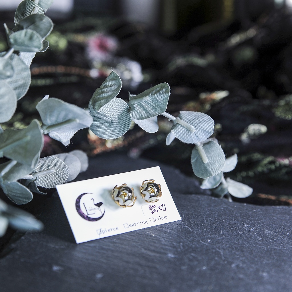 【刀剣乱舞】桜珠-ピアス (再販ナシ)