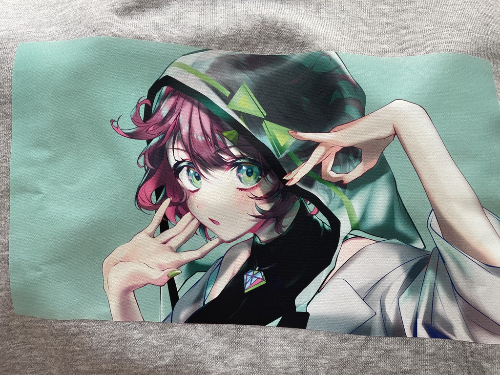 フード付きパーカー