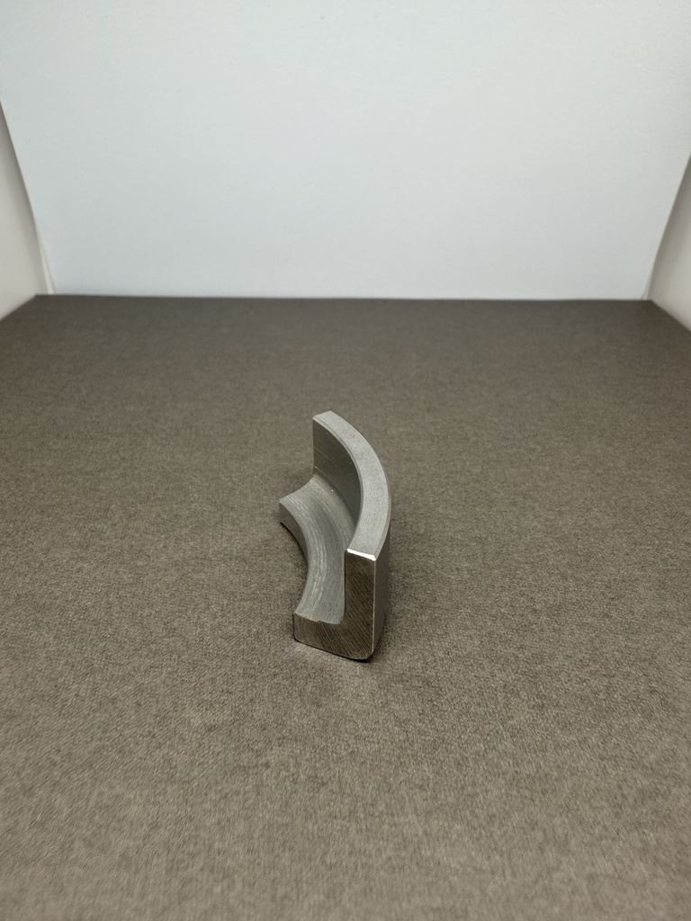 CB400four(ヨンフォア)ハンドルロック金物