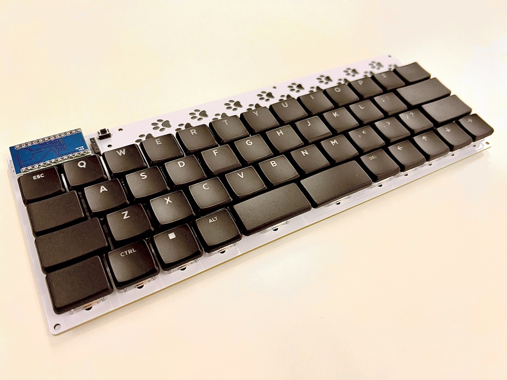 【完売御礼】自作キーボードキット meow48