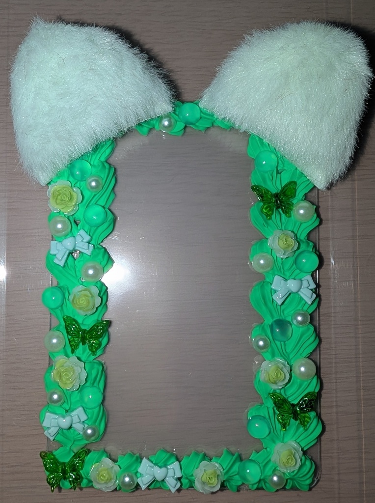 にゃんと！なホイップデコケース 緑ver.