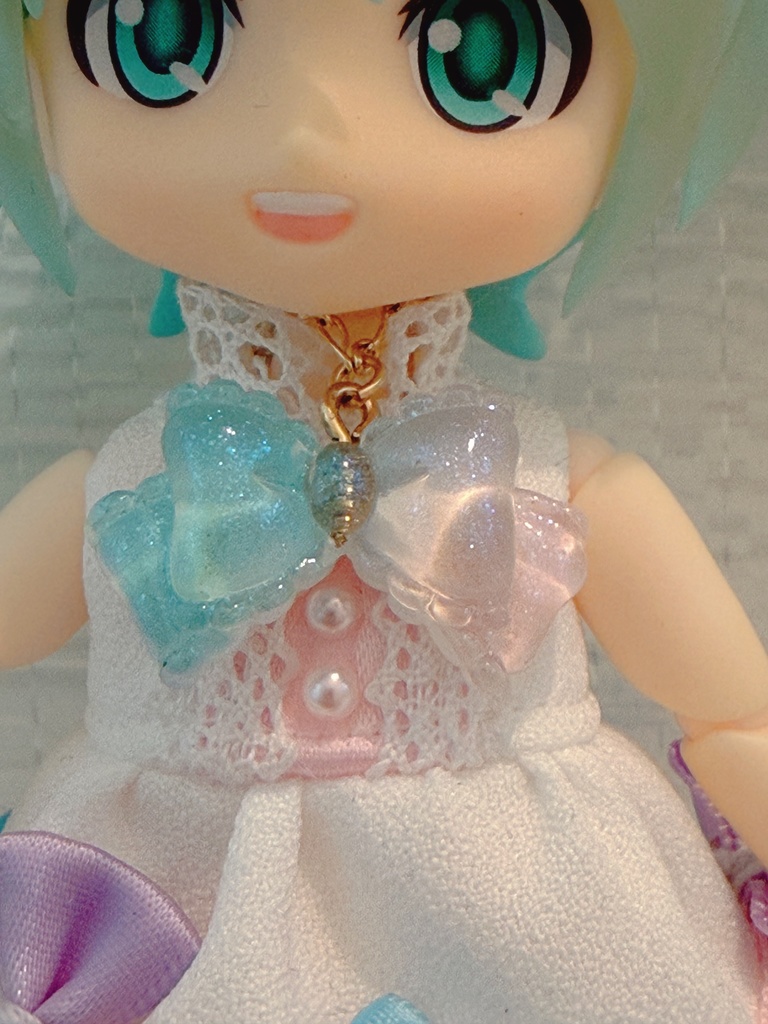 ゆめかわリボンネックレスブルー