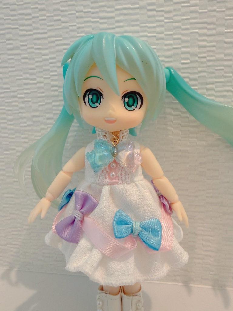 ゆめかわリボンネックレスブルー