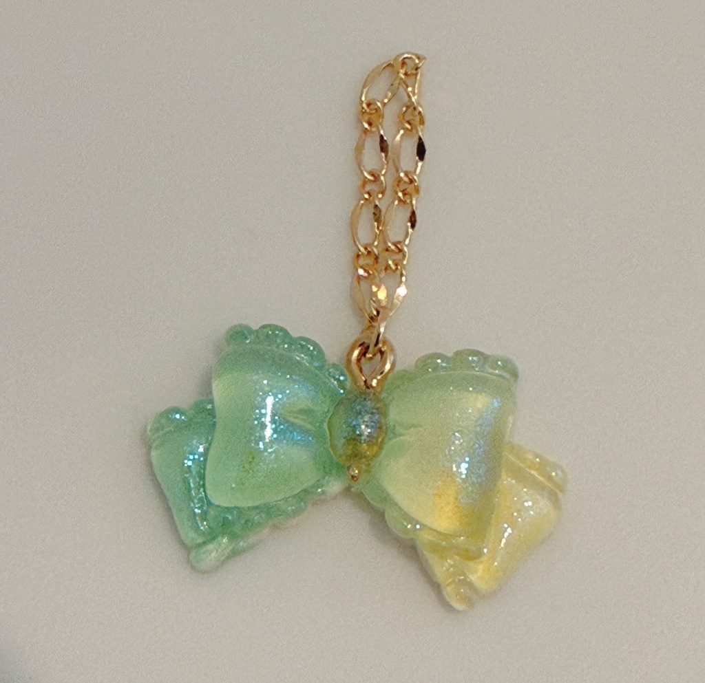 ゆめかわリボンネックレスグリーン