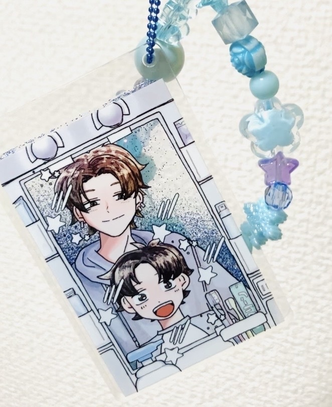 竜季と項希の流れるグリッターアクキー&ビーズキーホルダー+両面印刷ポストカードセット