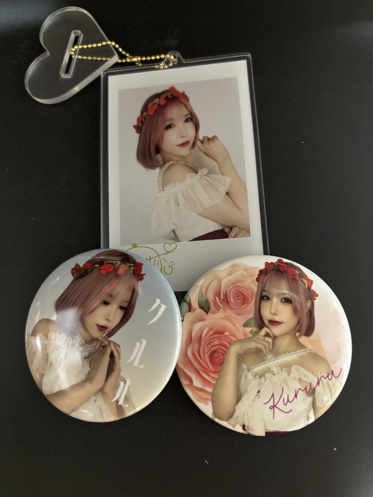 【受注】神性。アクスタ1個&缶バッジ2個 眷属用セット