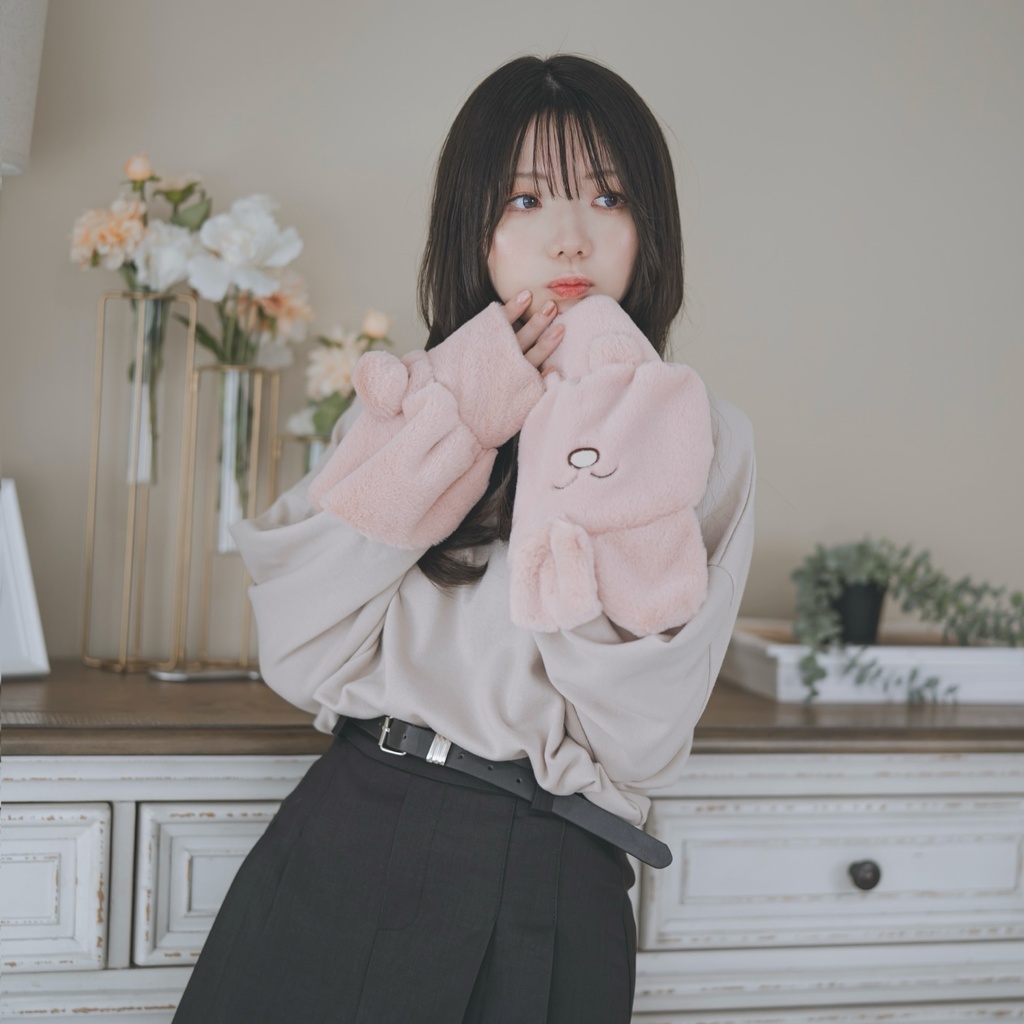 ゆるふわ袖モフうさぎさん