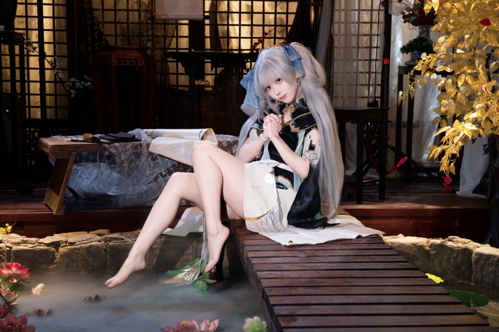 KISEKAEMODE RESONANT PORTRAITS