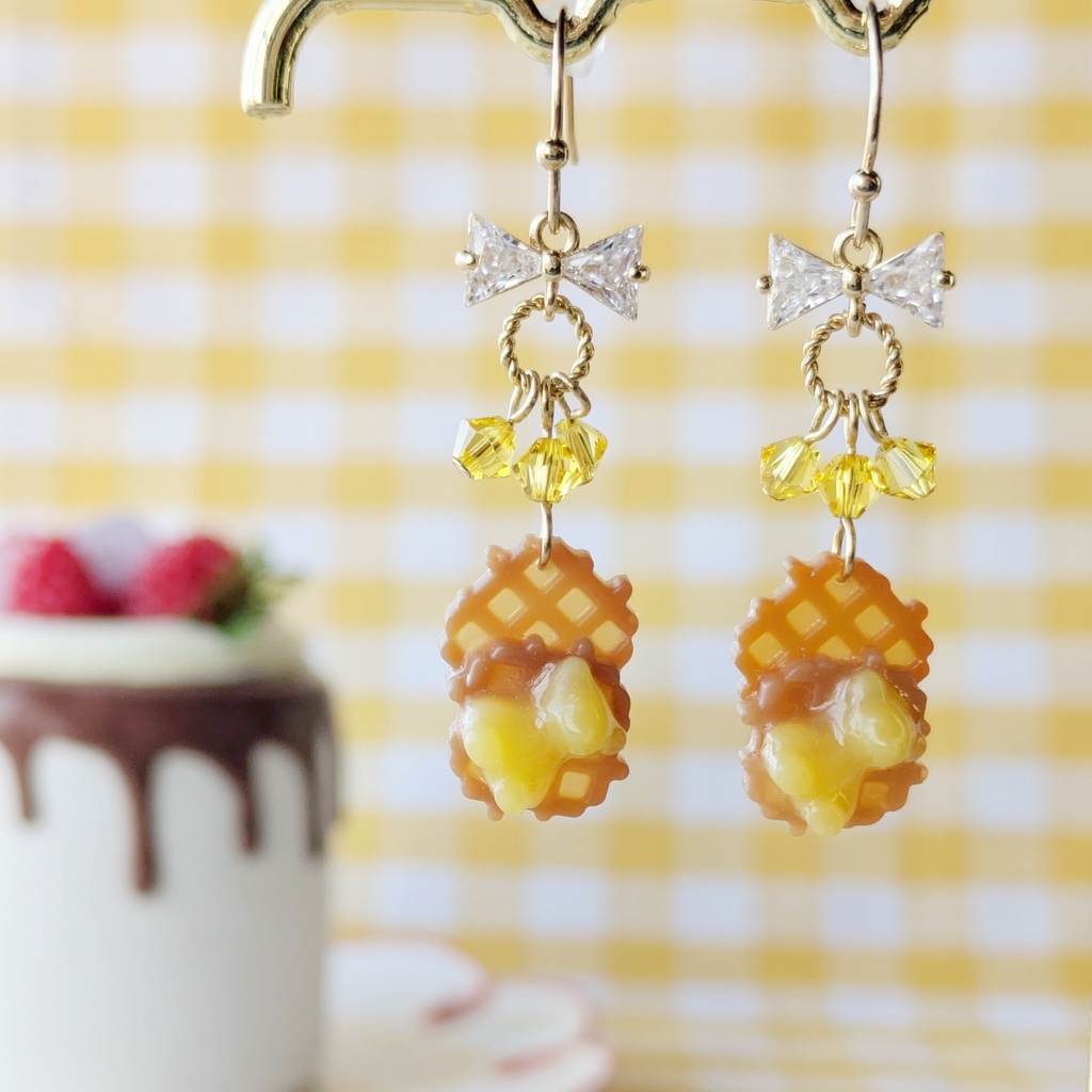 くまバター×ワッフル ピアス/イヤリング【レジン】