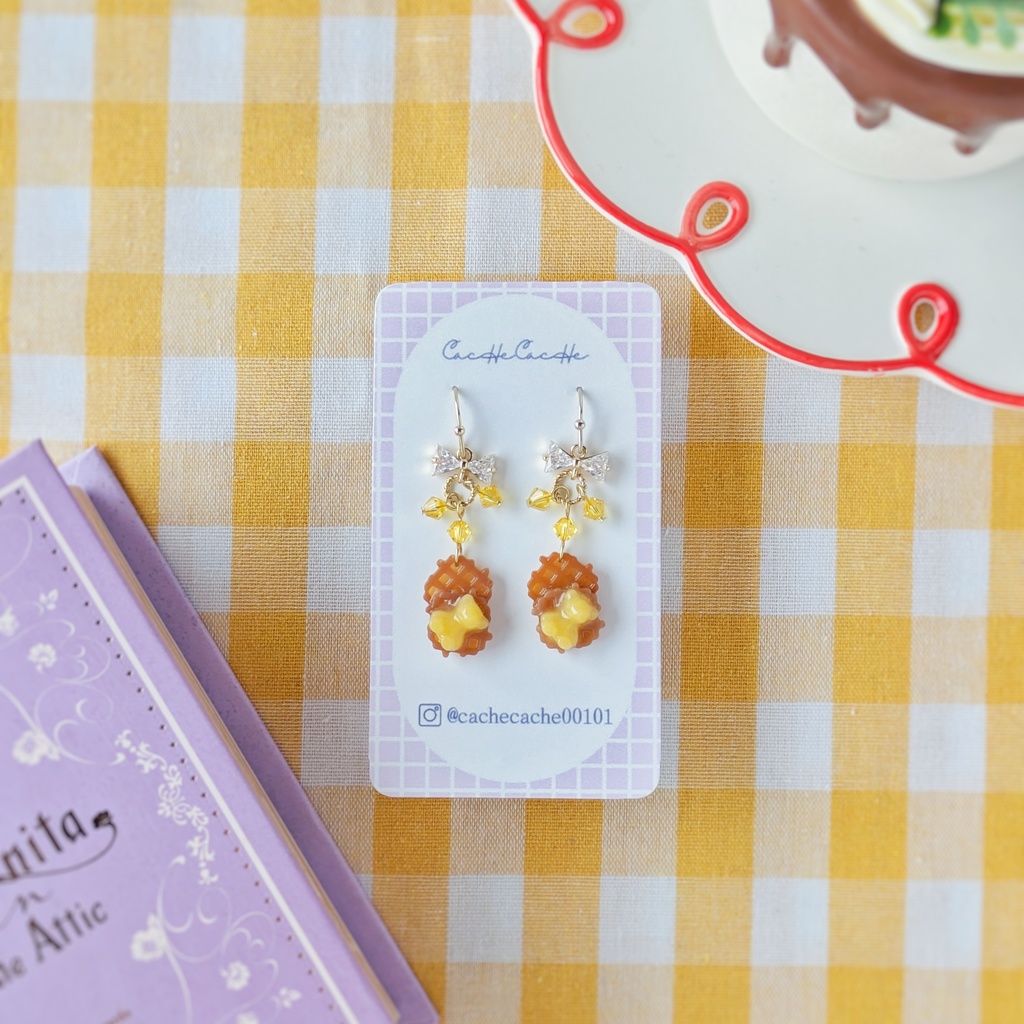 くまバター×ワッフル ピアス/イヤリング【レジン】