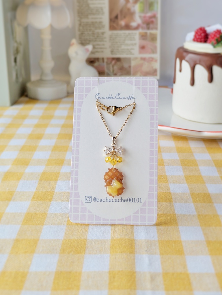 くまバター×ワッフル 40cmチェーンネックレス【スイーツモチーフ│レジン】