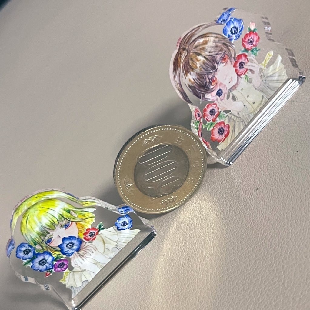 ミニアクリルスタンド