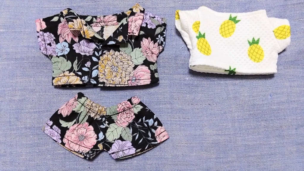 柄シャツセットとフルーツ柄Tシャツ