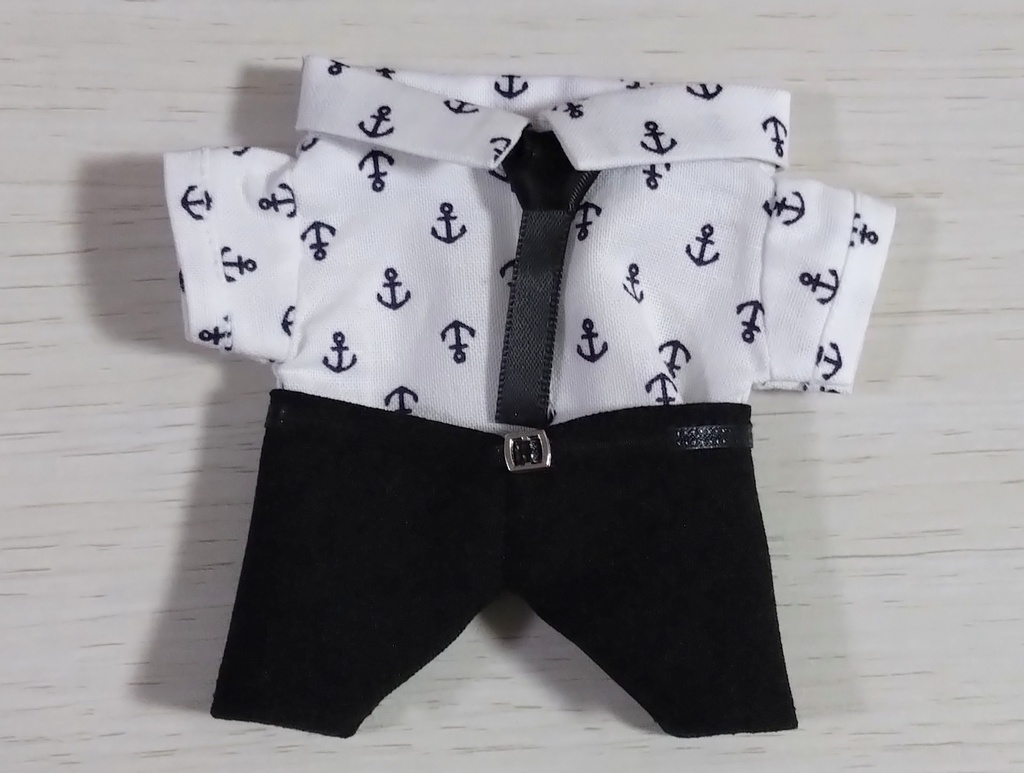 シャツとネクタイセット(パンツ別売り)