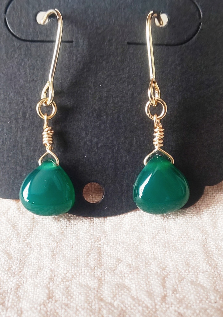 グリーンオニキスのピアス