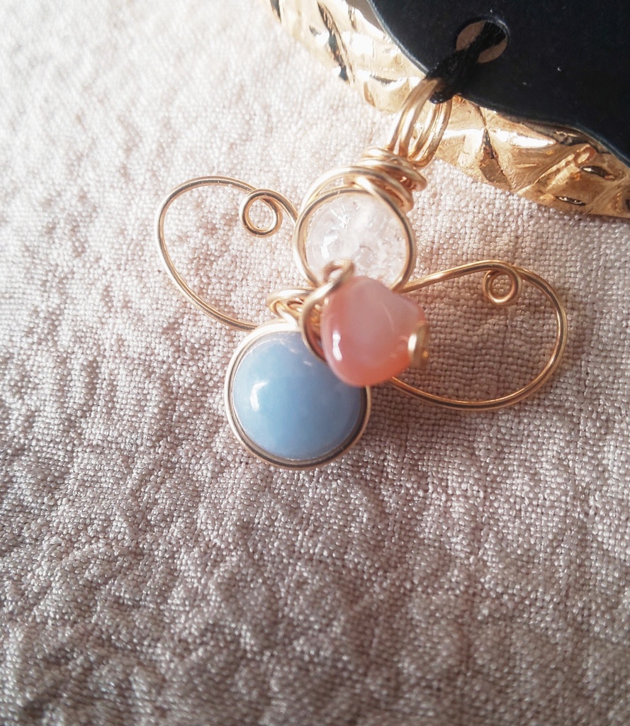 エンジェライトのペンダントトップ