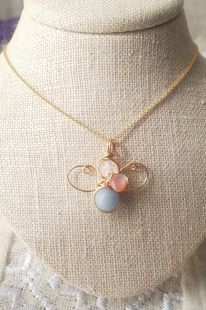 エンジェライトのペンダントトップ