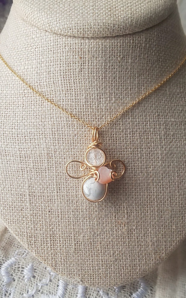 ハウライトのペンダントトップ