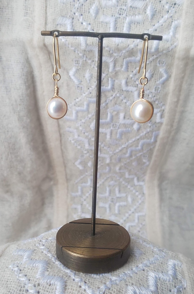 淡水パールのピアス