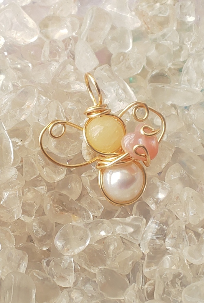 淡水パールとカルサイトのペンダントトップ