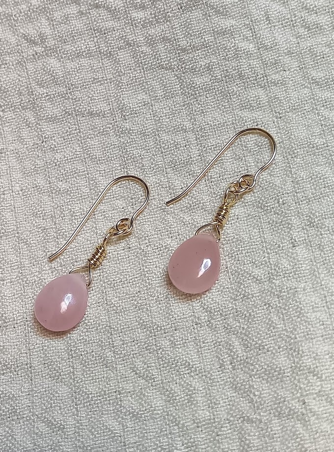 グァバクォーツのピアス