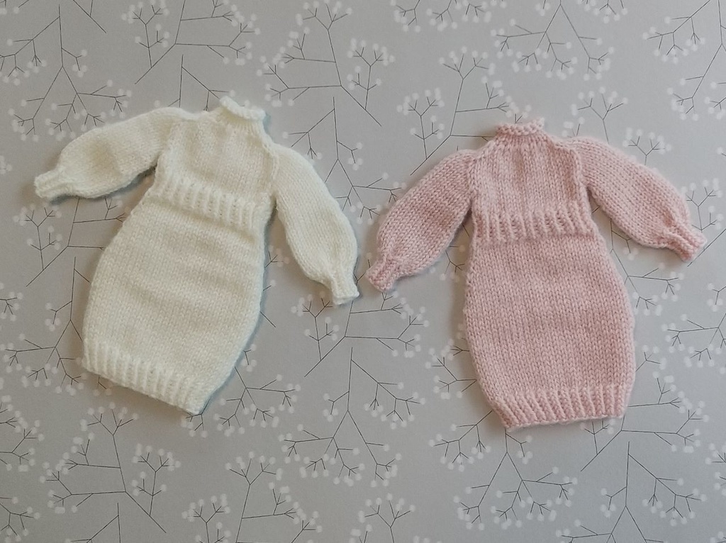 ニットワンピース(ハルモニアブルーム着用可能/ハンドメイド品)