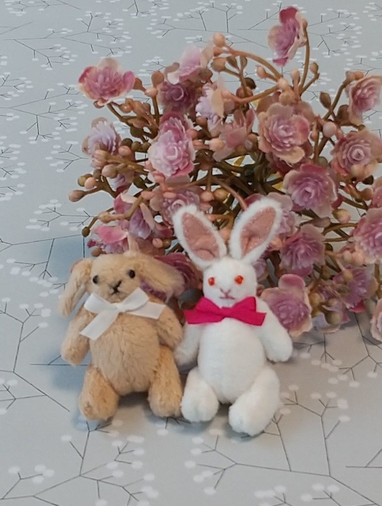 ミニチュアうさぎのぬいぐるみ