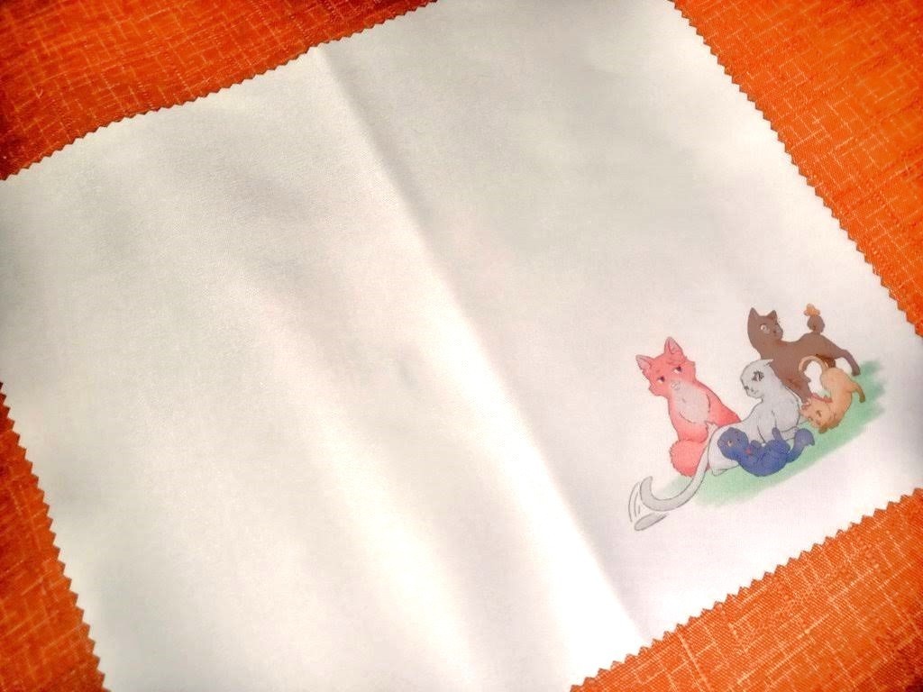 ねこちゃんのメガネ拭き【pixivFACTORY】