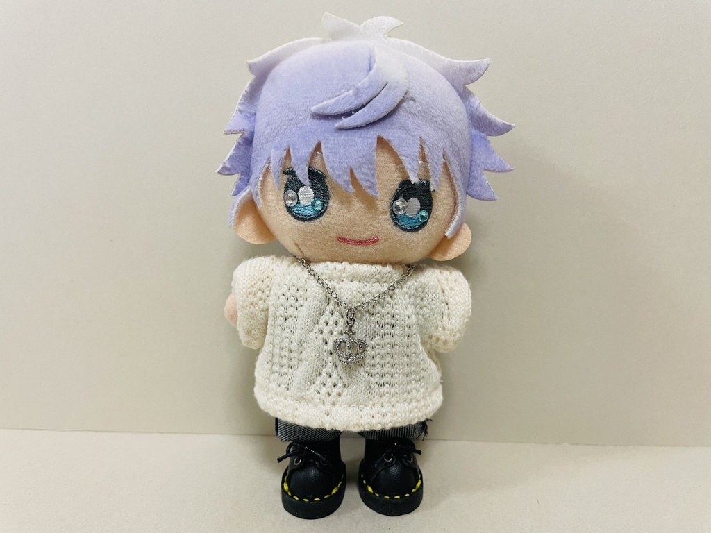 クラウンネックレス