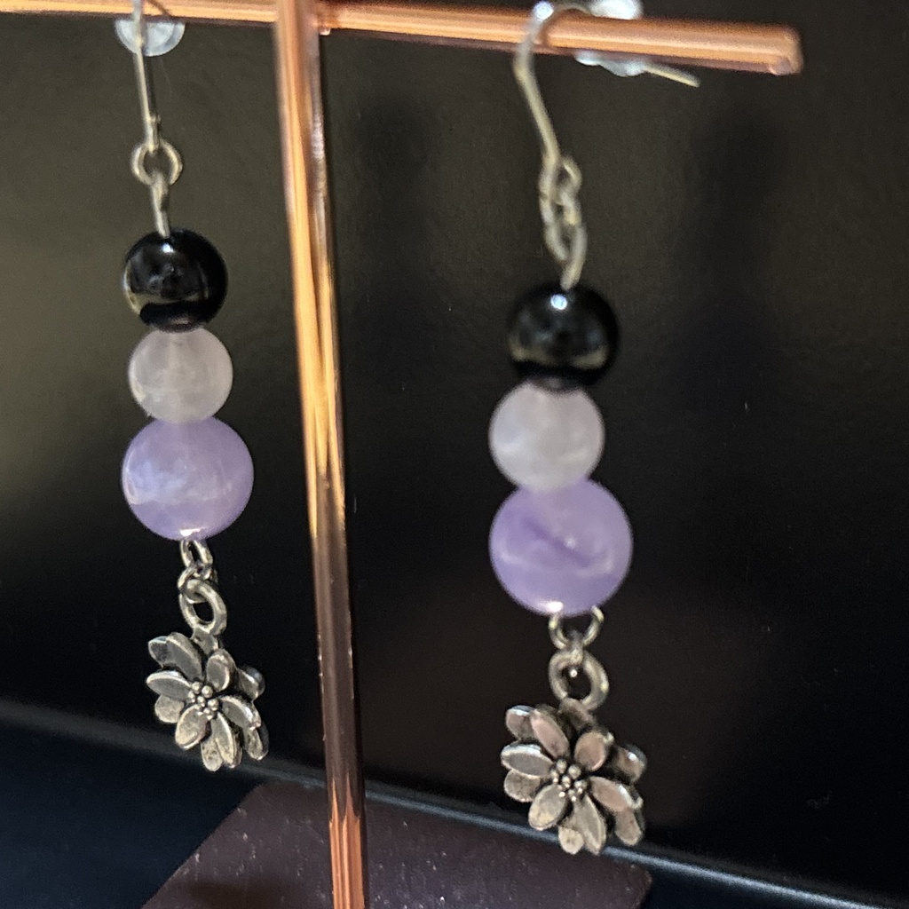 栗花落カナヲ 鬼滅の刃 イメージピアス イメージアクセサリー ピアス