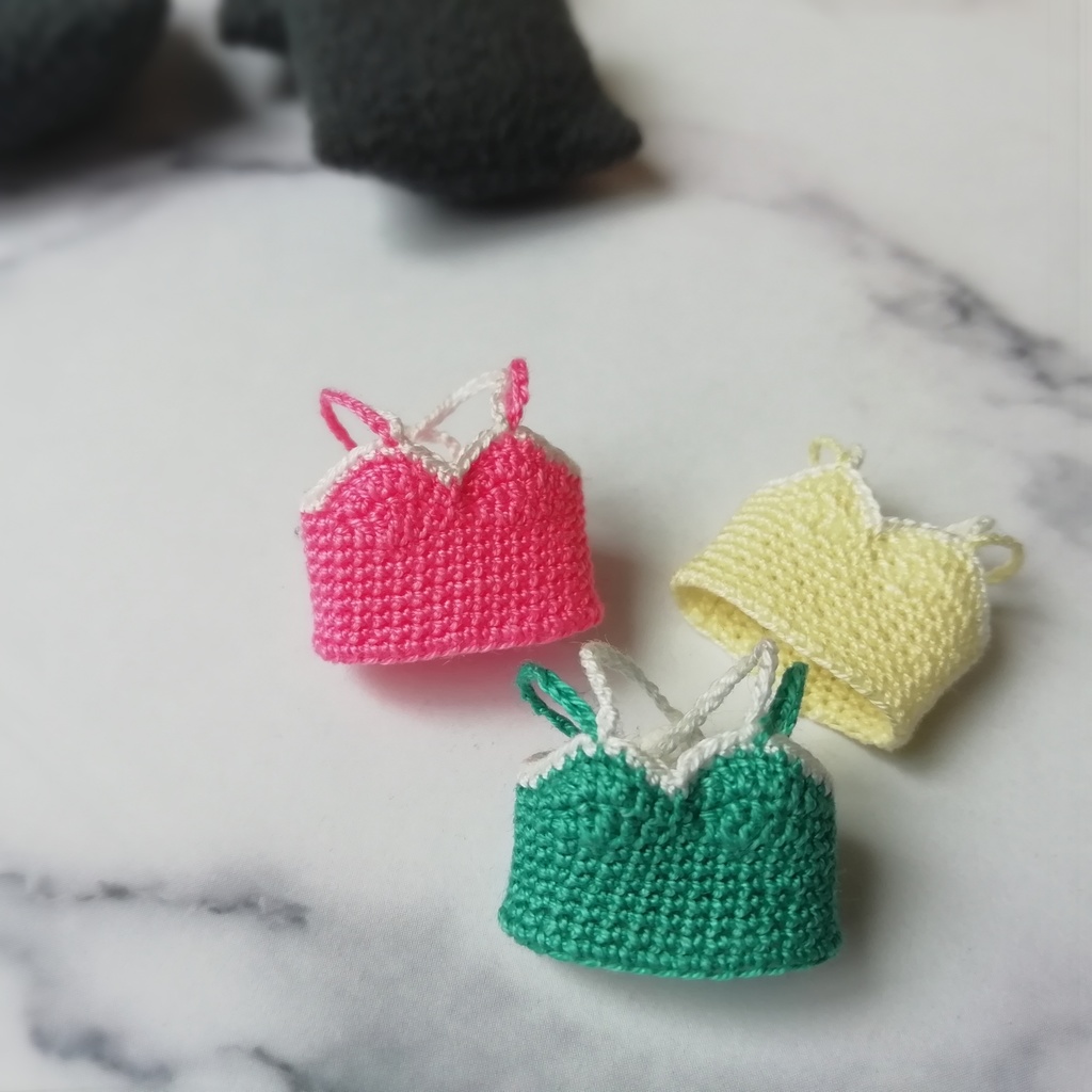 ミニチュアニット🧶バッククロスキャミソール