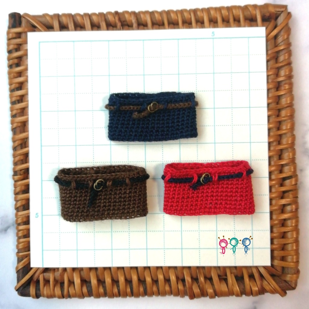 ミニチュアニット🧶ベルト付きミニスカート