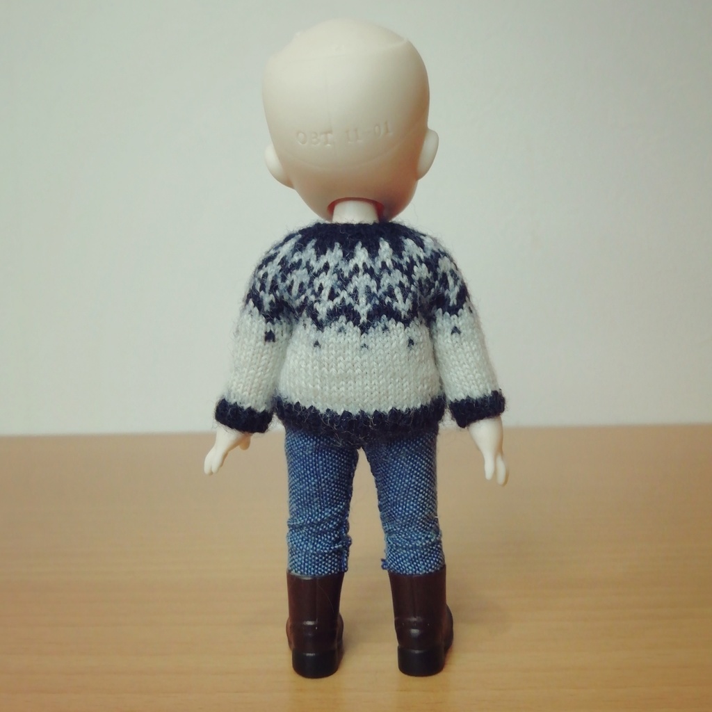 編み込みセーター🧶