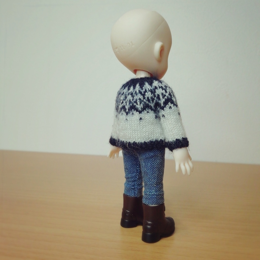 編み込みセーター🧶