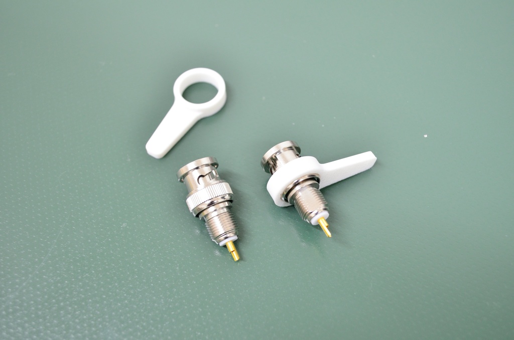 LCRメータのテストフィクスチャについてるアレ