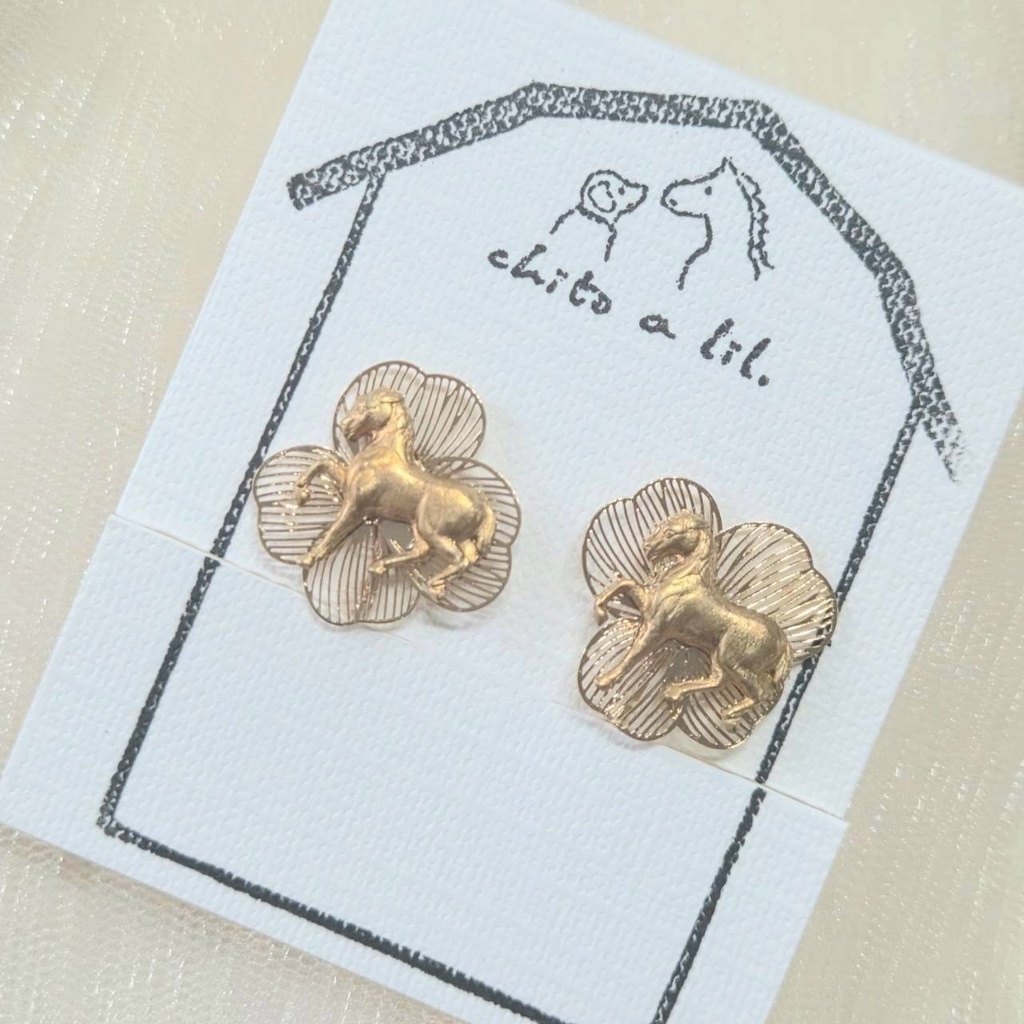 お馬とお花のイヤリング(Gold)