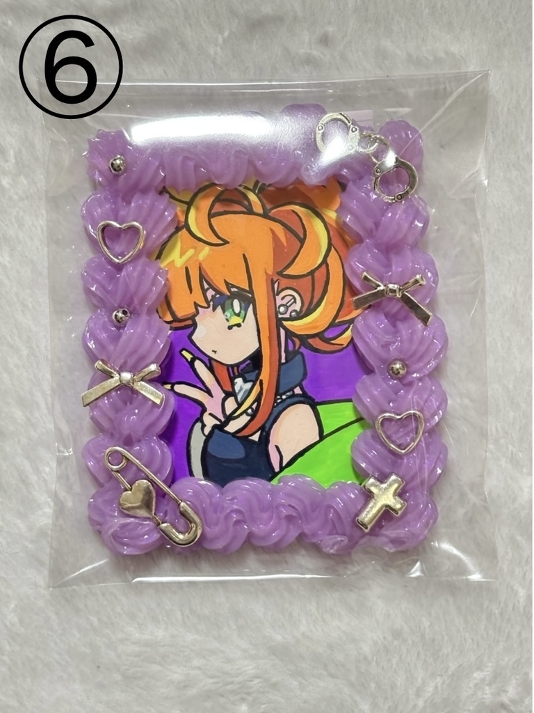 女の子は可愛い!原画入りデコトレカケース